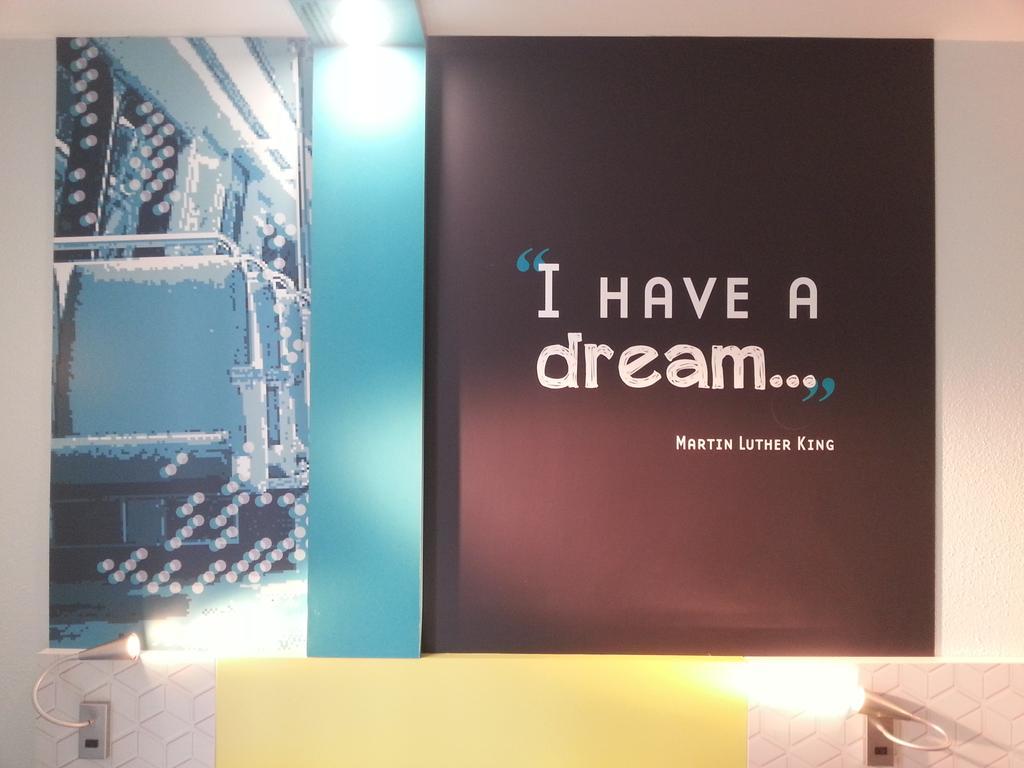Ibis Styles Paris Crimee La Villette Exterior foto